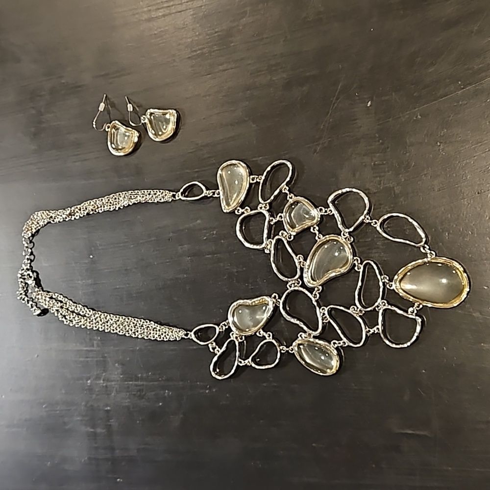 Silver necklace and earring set